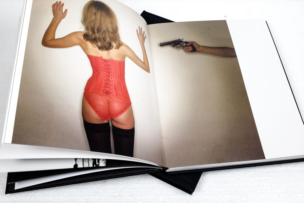 Agent Provocateur & Kate Moss – The Four Dreams X. Limited Edition prints + DVD), by Mike Figgis / €95.00
